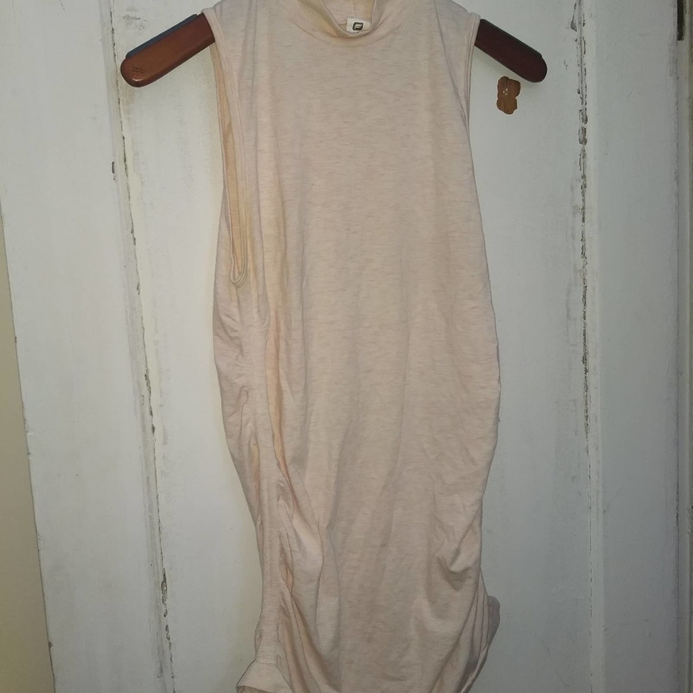 NWOT Fabletics Kathy Seamless Mock Turtleneck in Peach Sz L - Picture 5 of 7